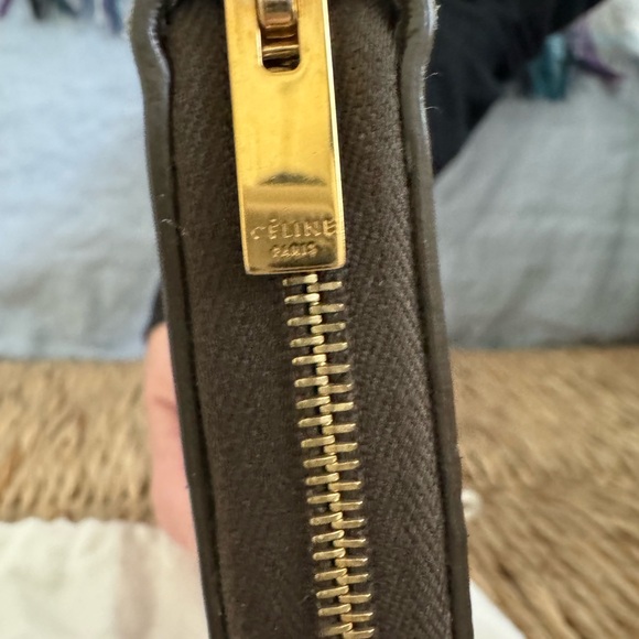 Céline Olive Python Wallet - Picture 2 of 3